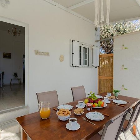 Villa Hari'S House à Archangelos  Extérieur photo