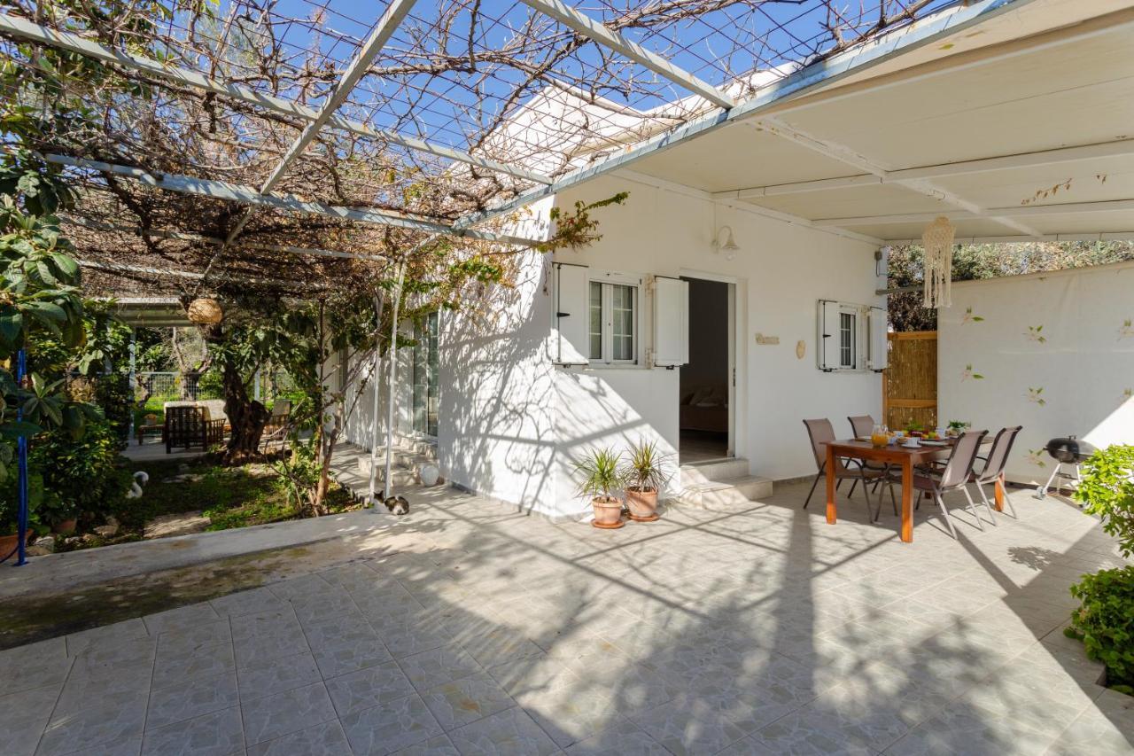 Villa Hari'S House à Archangelos  Extérieur photo